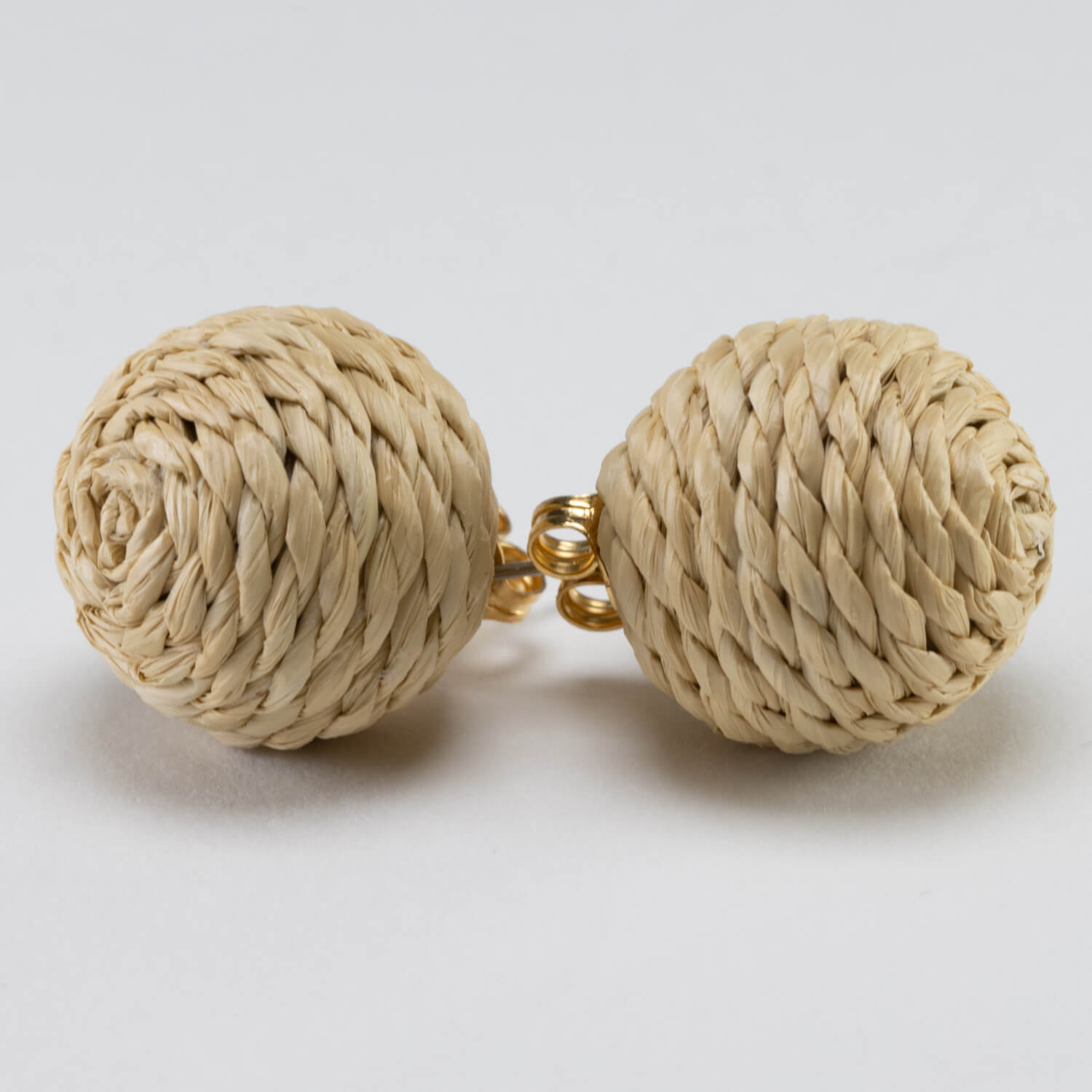 Raffia Dot Earring Natural