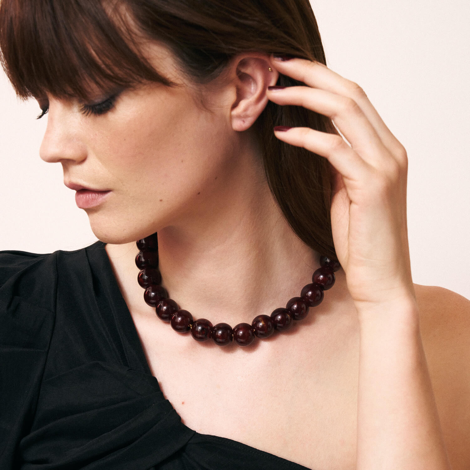 Small Beads Necklace Short Bordeaux Marble - Vanessa Baroni