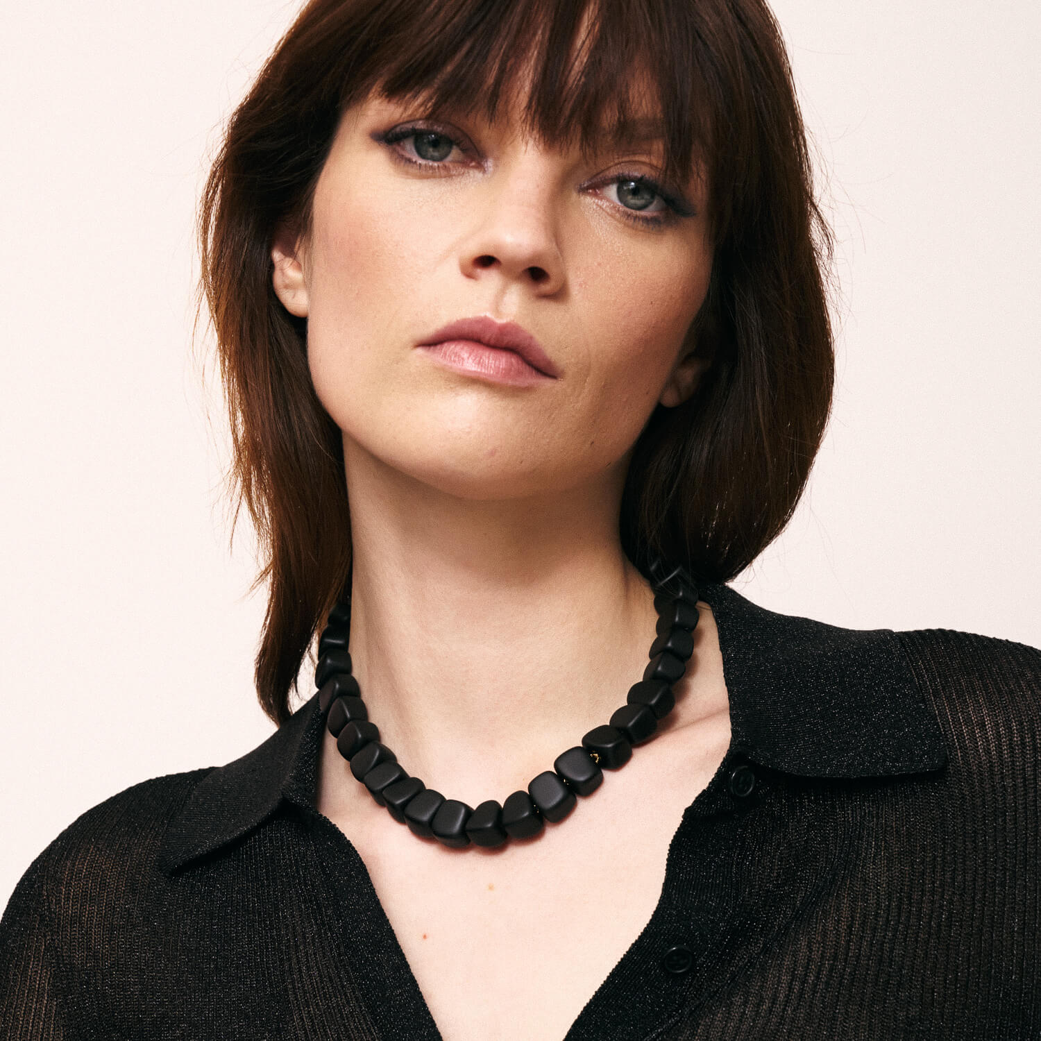 Mini Organic Shaped Necklace Matt Black - Vanessa Baroni