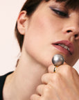 Pearl Ring Grey Pearl - Vanessa Baroni