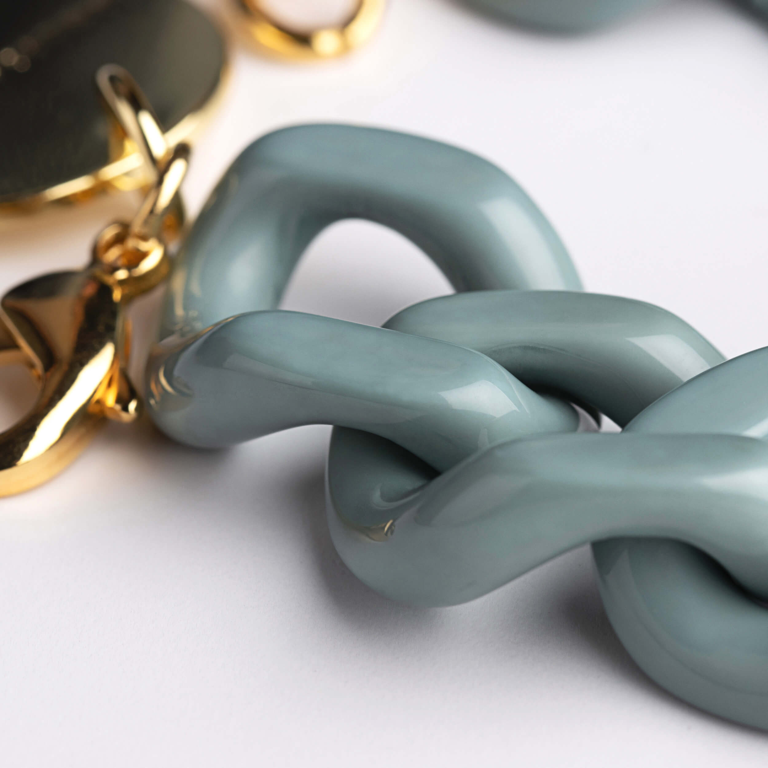 Flat Chain Link Bracelet Taupe Opaline I Acryl Jewellery I Onlineshop -  Vanessa Baroni